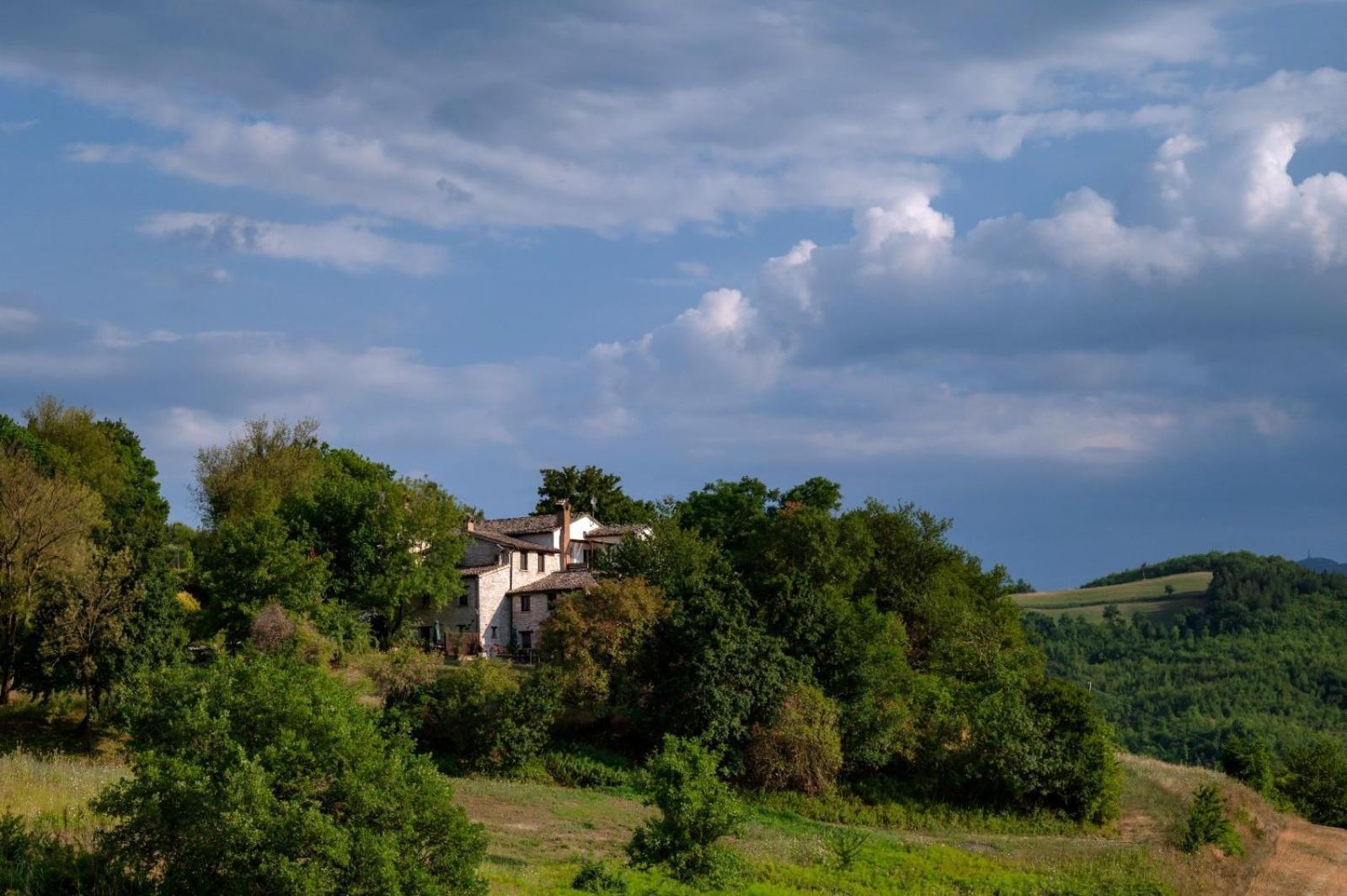 Agriturismo Il Fienile Di Ca Battista Cagli Zewnętrze zdjęcie